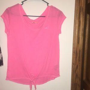 5️⃣FOR2️⃣5️⃣DEAL🖤HOLLISTER BRIGHT PINK T SHIRT